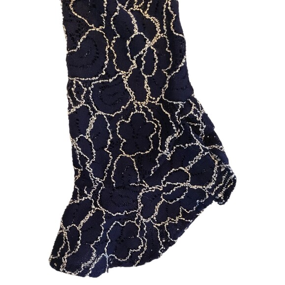 Karl Lagerfeld Navy Blue & White Floral Lace Bell Sleeve Shift Dress Size 2, EUC - Picture 5 of 7